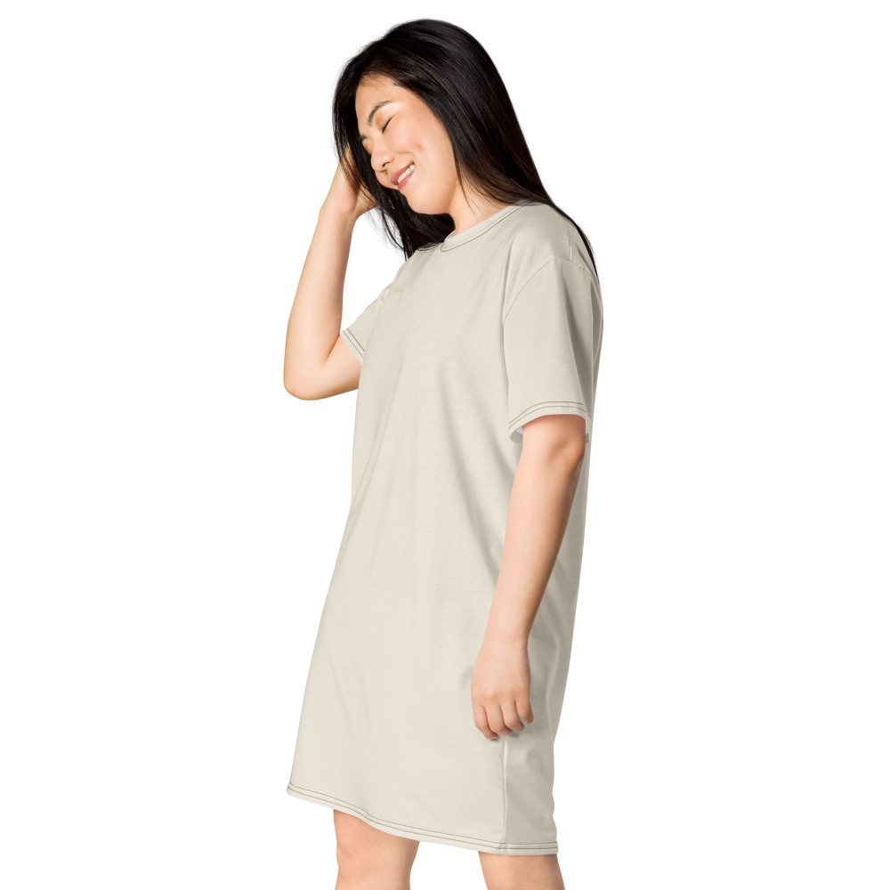 Arnwolf · Vestido playera con estampado completo — Marfil