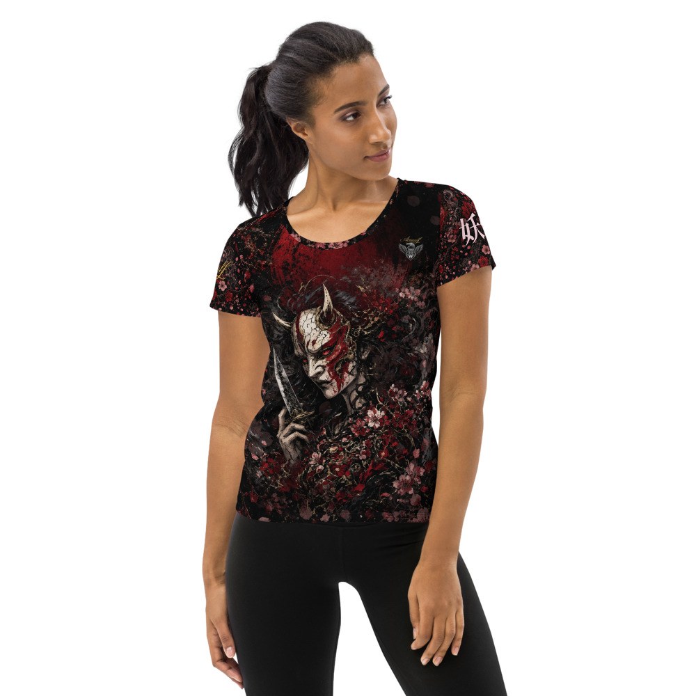 Playera deportiva Yokai · Mujer — Sakura / Negro